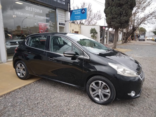 Imagen 3 de 12 de Peugeot 208 Feline Pack Cuir 2014
