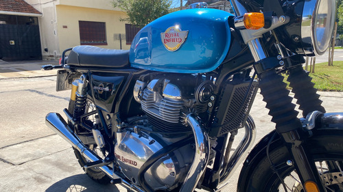 Royal Enfield Interceptor 650 Hermosa