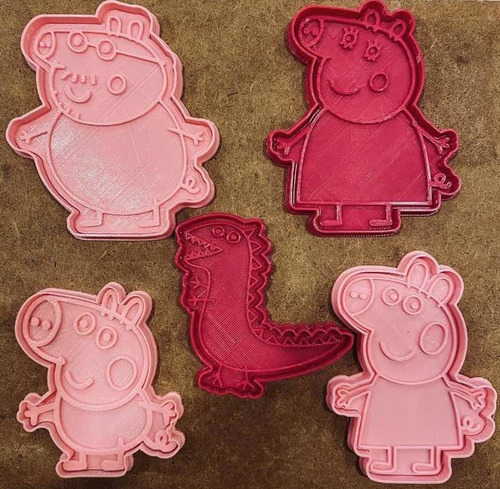 Set De Cortantes Familia Pig / Peppa Y Dino 9cm Cookiekutter