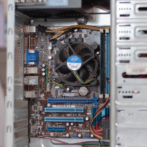 Computador Home, I3 3.06 Ghz, 4gb Ram, 120gb Ssd, 500gb Hd.