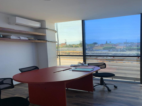 Oficina / Consultorio En Tabachines, Cuernavaca, Morelos - Ari-872-of*