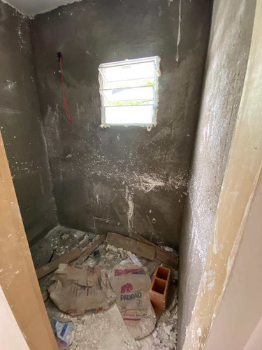 Imagem 3 de 15 de Casa De Condomínio Com 1 Dorm, Esmeralda, Praia Grande - R$ 149 Mil, Cod: 905 - V905