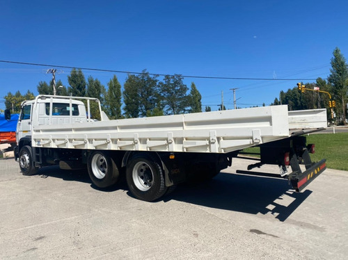 Volkswagen 17220 Planchada Sica 8mts 9000km Rentaltrucks