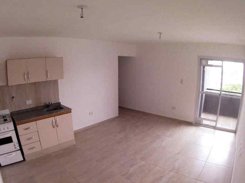 Departamento En Nueva Córdoba 2 Dormitorios , Planta Baja Con Patio , Posibilidad De Pileta