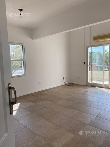 Imagen 3 de 10 de Departamento En Venta Barrio Cerrado Septiembre-maroto Propiedades
