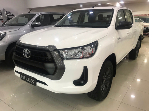 Toyota Hilux 4x4 Sr 2.8tdi Aut 6vel Entrega Inmediata 2025