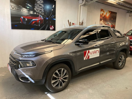 Imagen 1 de 12 de Fiat Toro Volcano 4x4