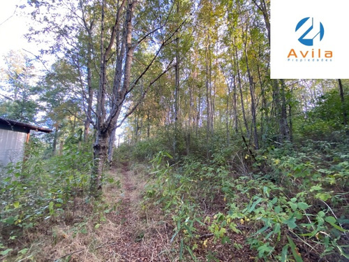 Caburgua Venta Lote Zona Urbana 2.104m2 Cod.vtin081
