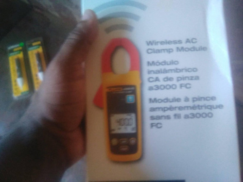 Imagen 6 de 6 de Amperímetro De Pinza Trms Fluke A3000 Fc