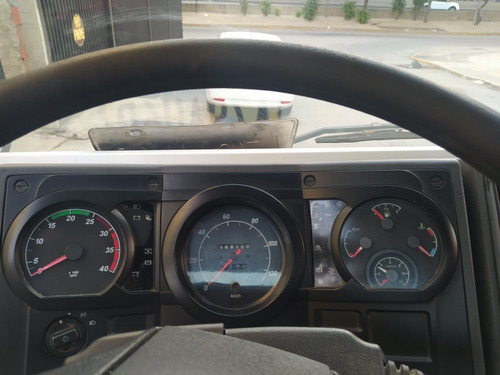 Imagen 7 de 10 de Ford Cargo 815