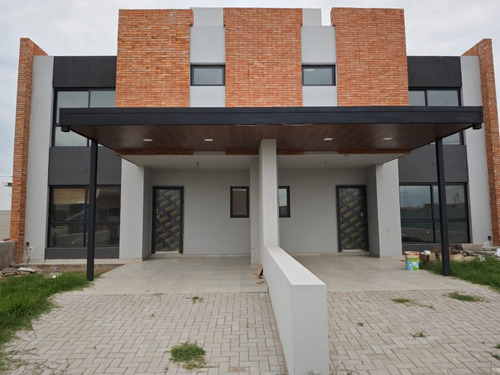 Duplex En Venta Quebradas De Manantiales 3 Dorm 3 Baños