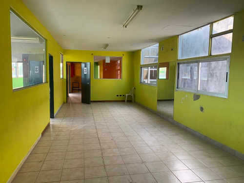 Imagen 6 de 11 de Del Viso/ En Alquiler / Salón 1*piso 280m2.