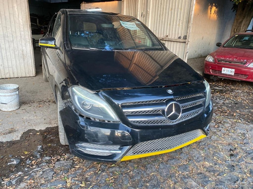 Mercedes Benz B 180 Completa O Partes Desarmo Aseguradora