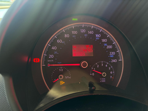 Volkswagen New Beetle 2.0 3p Automática