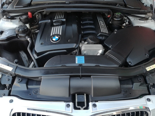 Bmw Serie 3 2.5 325i Sedan Executive 2010