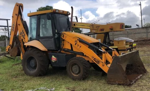 Retroexcavadora Jcb 2010