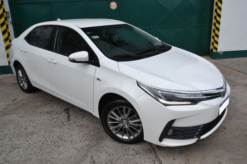 Imagen 10 de 25 de Toyota Corolla Xei 6 M/t 2018 / Service Oficiales / Permuto
