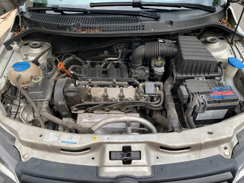 Volkswagen Voyage 1.6 101cv