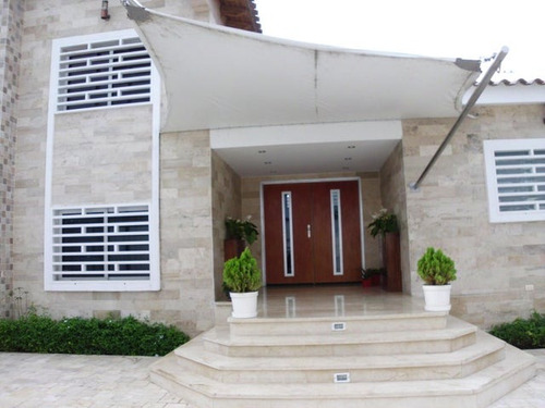 Casa En Venta En El Este De Barquisimeto @eloisabermudez.rah