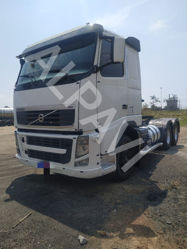 Imagem 3 de 12 de Cavalo 6x4 Volvo Fh 440 Ano 2011