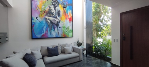 Casa En Venta En Residencial Aqua By Cumbres