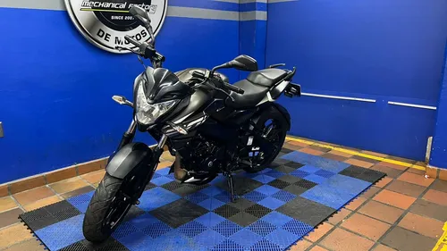 Pulsar Ns 200 Fi Bajaj