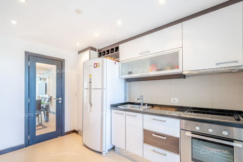 Imagen 28 de 30 de Moderno Apartamento De Tres Dormitorios Con Vista A Playa Mansa - Venta - Punta Del Este Mansa
