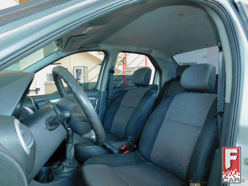 Renault Logan Expression Hi-flex 1.6 8v 4p