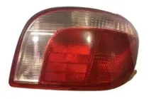 Comprar Stop Trasero Yaris 2000 2001 2002 2003 Derechos E Izquierdos