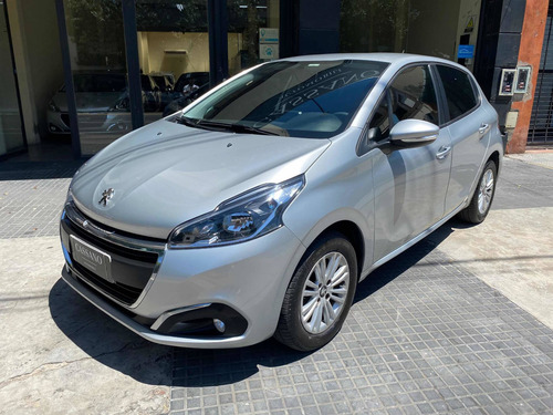 Peugeot 208 1.6 Allure Nav Tiptronic 2019 Cassano Automobili