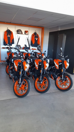Imagen 3 de 22 de Ktm Duke 200 En Stock -financia 18 Cuotas Sin Int Motoswift