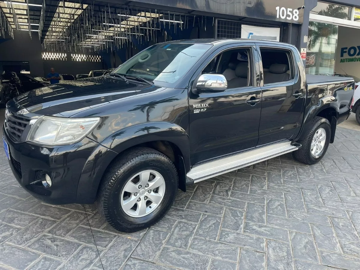 Toyota Hilux 2.7 Srv Cab. Dupla 4x4 Flex Aut. 4p