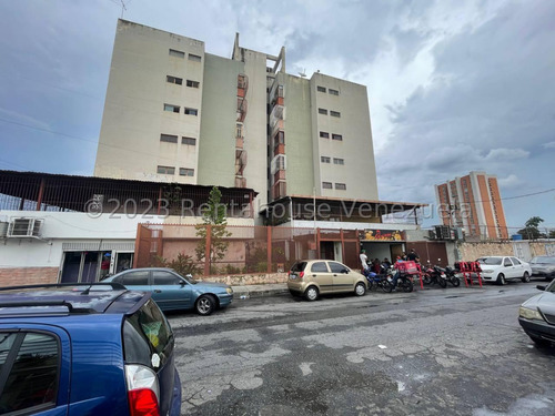 José Trivero Vende Hermoso Apartamento En Zona Oeste De Barquisimeto Con 140m2