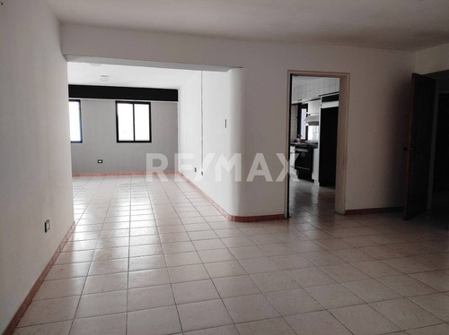 Imagen 19 de 19 de Se Vende Apartamento En Prebo I 181,56m² Planta Eléctrica Mm 152113