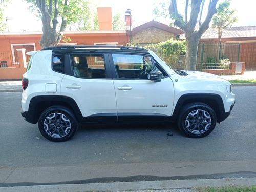 Jeep Renegade 1.3 Trailhawk At9 4X4