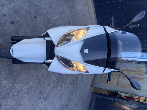 Imagen 4 de 10 de Benelli Zafferano 250