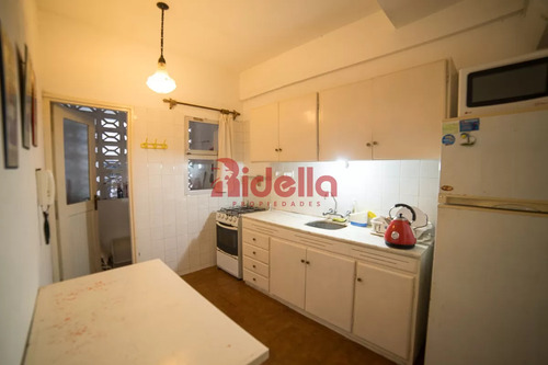 Venta De Apartamento 2 Dormitorios En Península, Punta Del Este