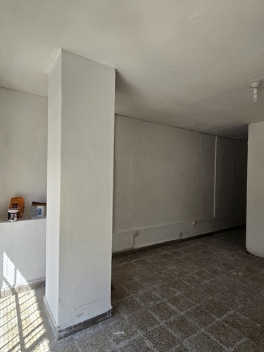 Venta Local En Oportunidad De Inversion Para Tu Negocio!! Local En Venta Con Vidirera A La Calle!