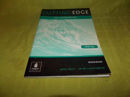 Cutting Edge Pre-intermediate / Workwook - Longman