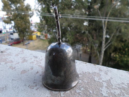 Imagen 4 de 6 de Campana Antigua Bronce Baño Plata