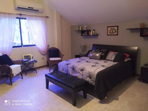 Imagen 8 de 14 de Fabulosa Casa En Altos De Guataparo
