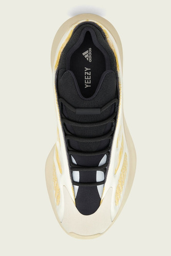 Zapatillas adidas Yeezy 700 V3 Safflower