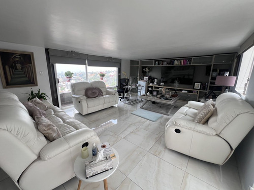 Hermosa Casa En Venta - Lomas De Tecamachalco - Ubicacion Privilegiada.