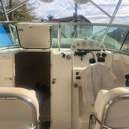 Imagem 6 de 11 de Lancha Wellcraft 265 Com Mercruiser 4.2 230hp Diesel 2007