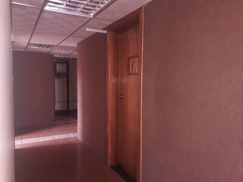 Imagen 4 de 11 de Local Comercial En La Torre Pepita