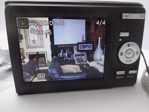 Câmera Digital Benq Dc C1250 12.0 Mega Tela 2,7 Mega Lcd