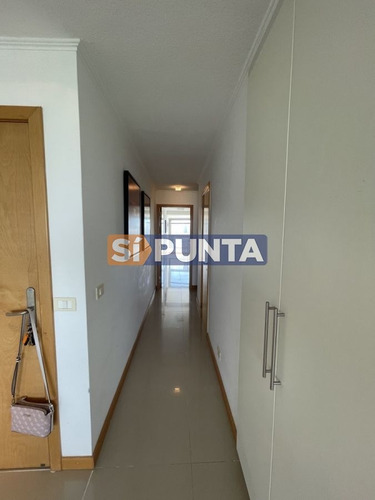 Imagen 11 de 30 de Excelente Apartamento Semi Piso En Venta!!