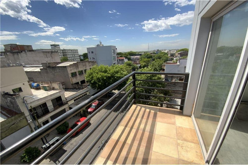 Departamento 2 Ambientes C/balcón Y Amenities. 2º Piso