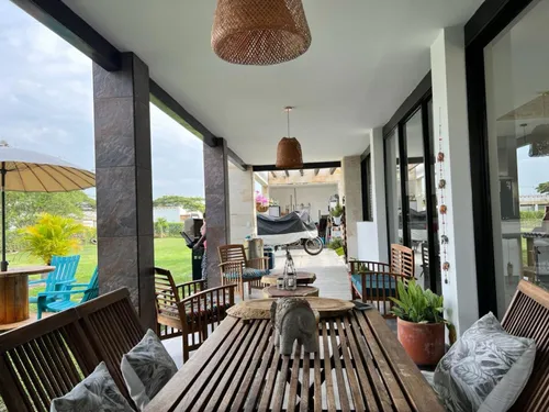 Casa En Venta En Matapalo. Cod V14719