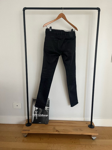 Jeans Negro Basico Replay Talle M No Hugo Boss Rochas (Usado)